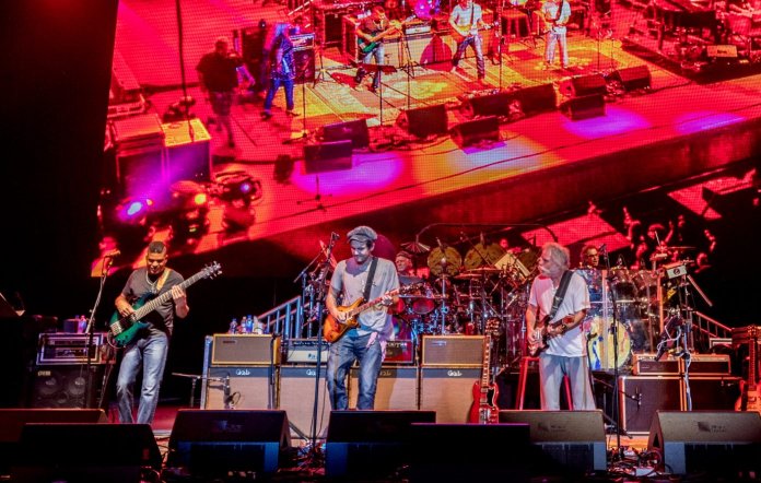 Dead & Company