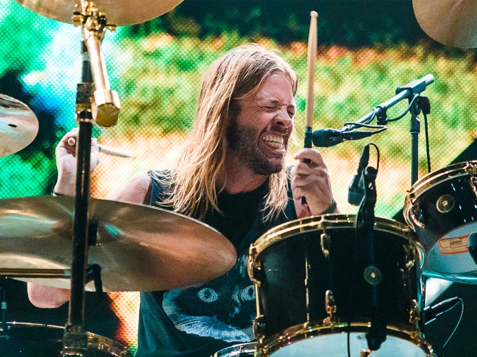 Foo Fighters drummer Taylor Hawkins dead